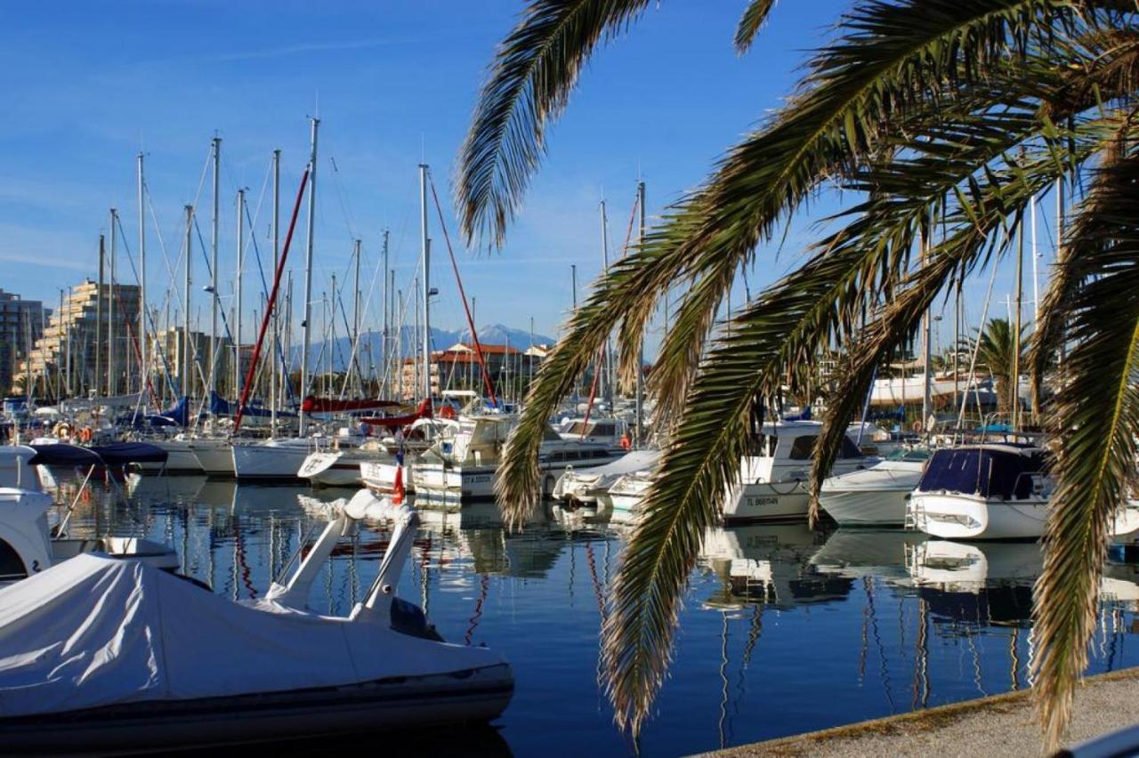 מלון קאנט אן רוסיון Voilier A Quai Au Calme מראה חיצוני תמונה